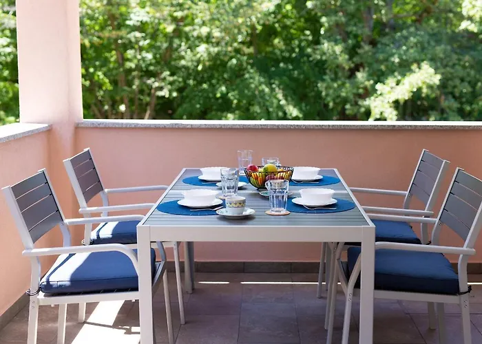 Oak Meadow * Dobrinj