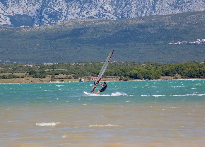 Oak Meadow Apartment