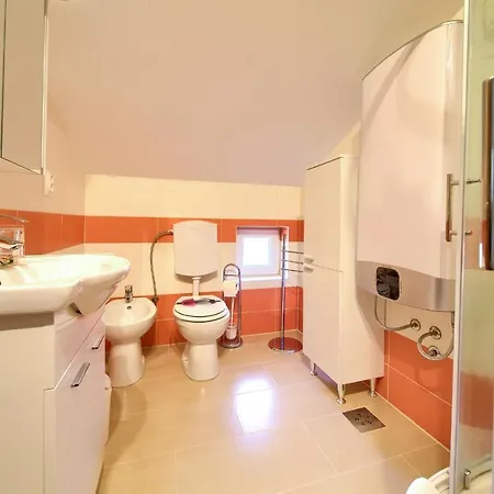 Apartment Oak Meadow Dobrinj